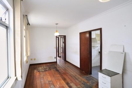 Sala de apartamento para alugar com 3 quartos, 130m² em Sagrada Família, Belo Horizonte
