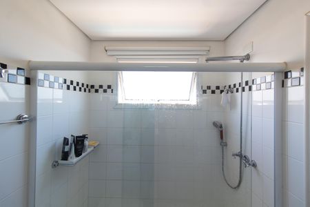 Apartamento à venda com 108m², 2 quartos e 2 vagasBanheiro da Suíte