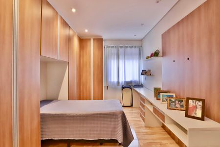 Apartamento à venda com 212m², 3 quartos e 2 vagasSuíte 2