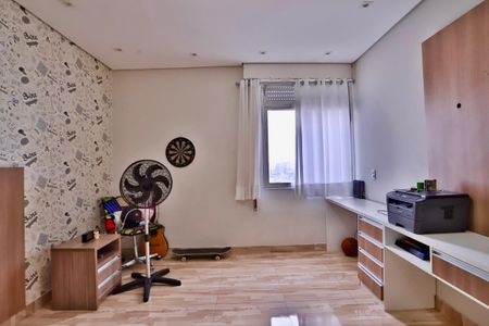 Apartamento à venda com 212m², 3 quartos e 2 vagasQuarto 