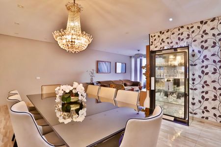 Apartamento à venda com 212m², 3 quartos e 2 vagasSala de Jantar