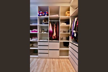 Apartamento à venda com 212m², 3 quartos e 2 vagasCloset da Suíte 1