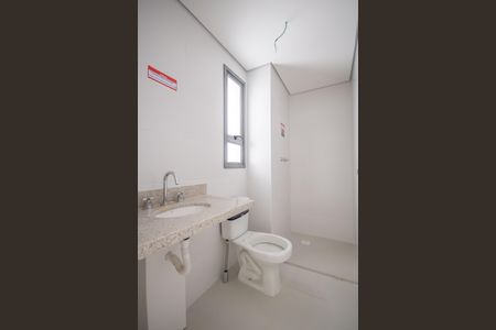 Apartamento à venda com 123m², 3 quartos e 2 vagas Apartamento à venda com 123m², 3 quartos e 2 vagasBanheiro da Suíte 2