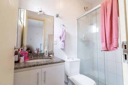 Casa de condomínio à venda com 98m², 3 quartos e 2 vagasBanheiro da Suíte