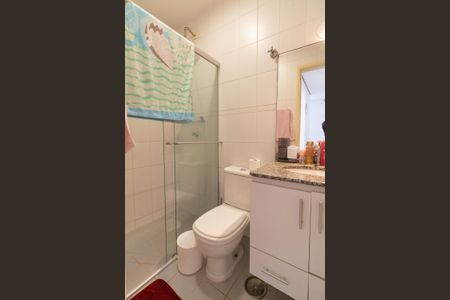 Casa de condomínio à venda com 98m², 3 quartos e 2 vagasBanheiro