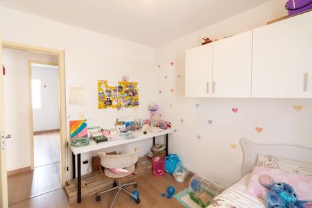 Casa de condomínio à venda com 98m², 3 quartos e 2 vagasQuarto 2