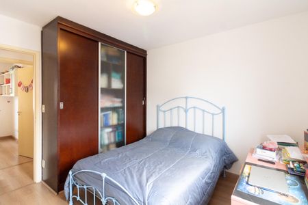 Casa de condomínio à venda com 98m², 3 quartos e 2 vagasSuíte