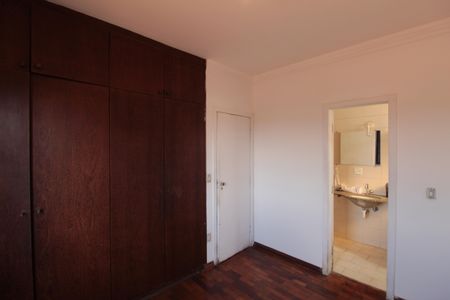 Apartamento para alugar com 82m², 3 quartos e 1 vagaSuíte