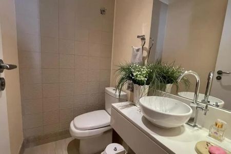 Apartamento à venda com 160m², 3 quartos e 3 vagas Apartamento à venda com 160m², 3 quartos e 3 vagasBanheiro Social