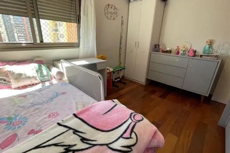 Apartamento à venda com 160m², 3 quartos e 3 vagas Apartamento à venda com 160m², 3 quartos e 3 vagasQuarto 3