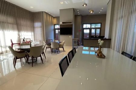 Apartamento à venda com 160m², 3 quartos e 3 vagas Apartamento à venda com 160m², 3 quartos e 3 vagasÁrea comum - Salão de festas