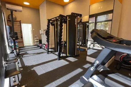 Apartamento à venda com 160m², 3 quartos e 3 vagas Apartamento à venda com 160m², 3 quartos e 3 vagasÁrea comum - Academia