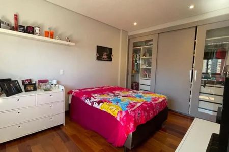 Apartamento à venda com 160m², 3 quartos e 3 vagas Apartamento à venda com 160m², 3 quartos e 3 vagasQuarto 1