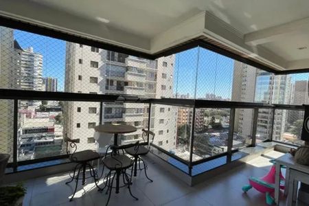 Apartamento à venda com 160m², 3 quartos e 3 vagas Apartamento à venda com 160m², 3 quartos e 3 vagasVaranda da Sala