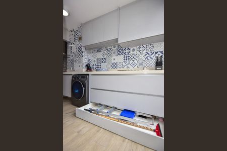 Apartamento à venda com 65m², 2 quartos e 1 vagaÁrea de Serviço
