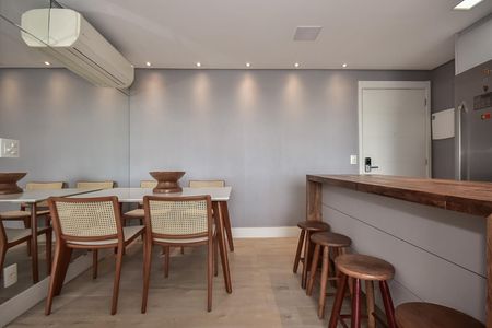 Apartamento à venda com 65m², 2 quartos e 1 vagaSala de Jantar