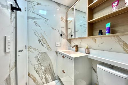 Apartamento à venda com 64m², 2 quartos e 1 vaga Apartamento à venda com 64m², 2 quartos e 1 vagaBanheiro Corredor