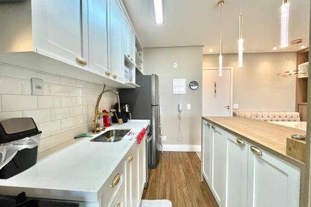 Apartamento à venda com 64m², 2 quartos e 1 vaga Apartamento à venda com 64m², 2 quartos e 1 vagaCozinha