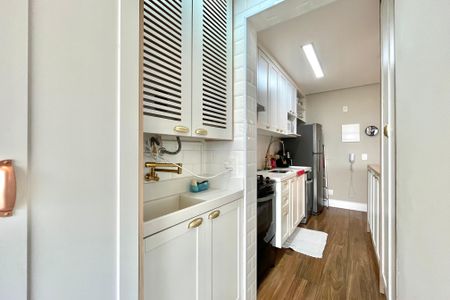 Apartamento à venda com 64m², 2 quartos e 1 vaga Apartamento à venda com 64m², 2 quartos e 1 vagaÁrea de Serviço