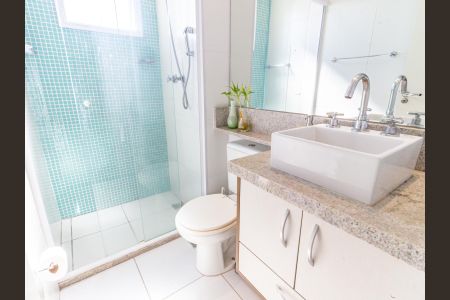 Apartamento à venda com 59m², 2 quartos e 1 vaga Apartamento à venda com 59m², 2 quartos e 1 vagaBanheiro da Suíte