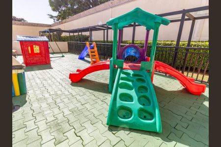 Apartamento à venda com 59m², 2 quartos e 1 vaga Apartamento à venda com 59m², 2 quartos e 1 vagaÁrea comum - Playground