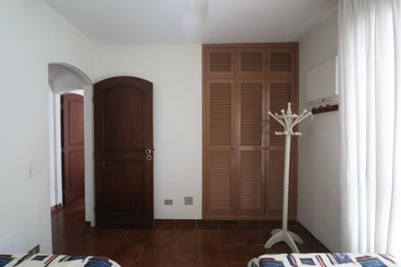 Apartamento para alugar com 144m², 4 quartos e 1 vaga Apartamento para alugar com 144m², 4 quartos e 1 vagaQuarto 1