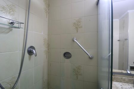 Apartamento para alugar com 144m², 4 quartos e 1 vaga Apartamento para alugar com 144m², 4 quartos e 1 vagaBanheiro Social