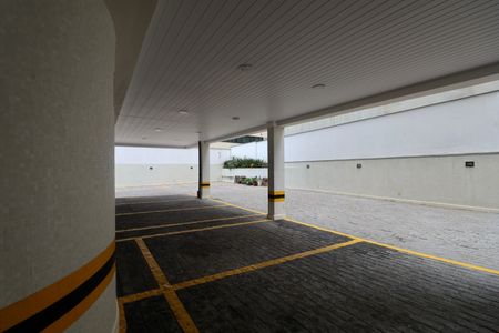 Apartamento para alugar com 144m², 4 quartos e 1 vaga Apartamento para alugar com 144m², 4 quartos e 1 vagaGaragem