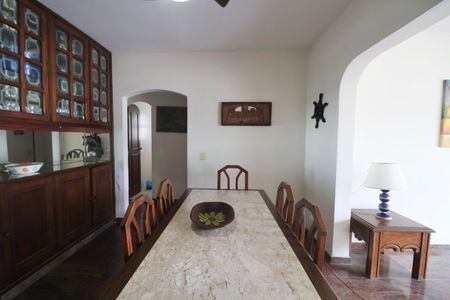 Apartamento para alugar com 144m², 4 quartos e 1 vaga Apartamento para alugar com 144m², 4 quartos e 1 vagaSala