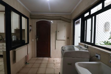 Apartamento para alugar com 144m², 4 quartos e 1 vaga Apartamento para alugar com 144m², 4 quartos e 1 vagaÁrea de Serviço