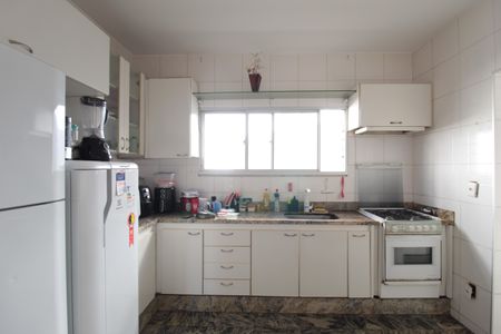 Apartamento à venda com 285m², 5 quartos e 3 vagasCozinha