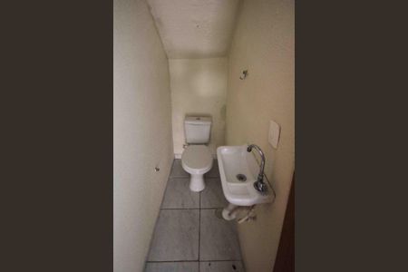 Casa à venda com 91m², 3 quartos e 3 vagas Casa à venda com 91m², 3 quartos e 3 vagasBanheiro da Garagem