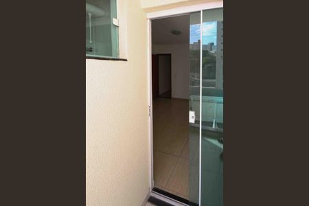 Casa à venda com 91m², 3 quartos e 3 vagas Casa à venda com 91m², 3 quartos e 3 vagasVaranda da Suíte