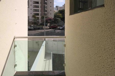 Casa à venda com 91m², 3 quartos e 3 vagas Casa à venda com 91m², 3 quartos e 3 vagasVaranda da Suíte