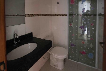 Casa à venda com 91m², 3 quartos e 3 vagas Casa à venda com 91m², 3 quartos e 3 vagasBanheiro Social