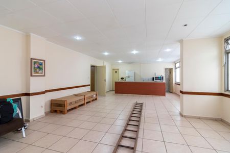 Apartamento à venda com 71m², 2 quartos e 1 vaga Apartamento à venda com 71m², 2 quartos e 1 vagaÁrea comum - Salão de festas