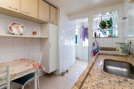 Apartamento à venda com 71m², 2 quartos e 1 vaga Apartamento à venda com 71m², 2 quartos e 1 vagaCozinha