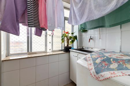 Apartamento à venda com 71m², 2 quartos e 1 vaga Apartamento à venda com 71m², 2 quartos e 1 vagaÁrea de Serviço