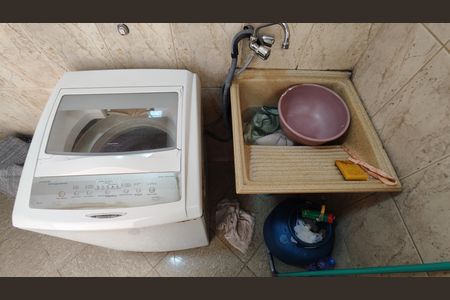 Casa para alugar com 413m², 3 quartos e 5 vagas Casa para alugar com 413m², 3 quartos e 5 vagasÁrea de Serviço