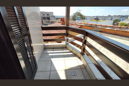 Casa para alugar com 413m², 3 quartos e 5 vagas Casa para alugar com 413m², 3 quartos e 5 vagasSacada do Quarto 1