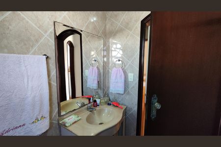 Casa para alugar com 413m², 3 quartos e 5 vagas Casa para alugar com 413m², 3 quartos e 5 vagasBanheiro Social