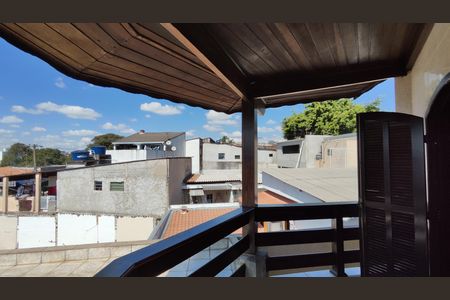 Casa para alugar com 413m², 3 quartos e 5 vagas Casa para alugar com 413m², 3 quartos e 5 vagasSacada do Quarto 1