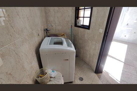 Casa para alugar com 413m², 3 quartos e 5 vagas Casa para alugar com 413m², 3 quartos e 5 vagasÁrea de Serviço