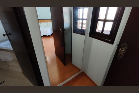 Casa para alugar com 413m², 3 quartos e 5 vagas Casa para alugar com 413m², 3 quartos e 5 vagasCloset da suíte