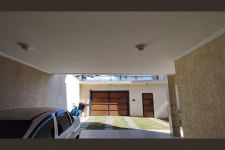 Casa para alugar com 413m², 3 quartos e 5 vagas Casa para alugar com 413m², 3 quartos e 5 vagasGaragem