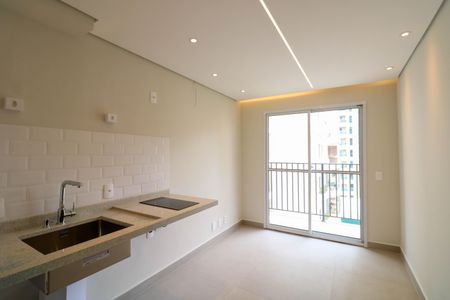 Sala/Cozinha de kitnet/studio para alugar com 1 quarto, 27m² em Campo Belo, São Paulo