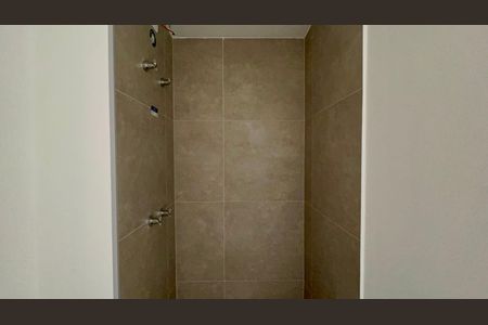 Apartamento à venda com 26m², 1 quarto e sem vaga Apartamento à venda com 26m², 1 quarto e sem vagaBanheiro da Suíte