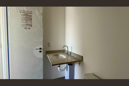 Apartamento à venda com 26m², 1 quarto e sem vaga Apartamento à venda com 26m², 1 quarto e sem vagaBanheiro da Suíte