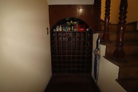 Casa à venda com 232m², 3 quartos e 4 vagasAdega