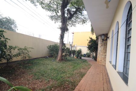 Casa à venda com 232m², 3 quartos e 4 vagasJardim